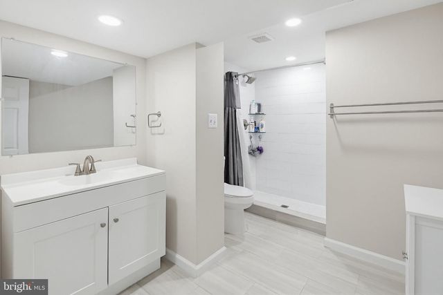 1250 ROUNDTOP RD, Odenton, MD 21113