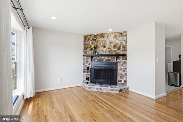 1250 ROUNDTOP RD, Odenton, MD 21113