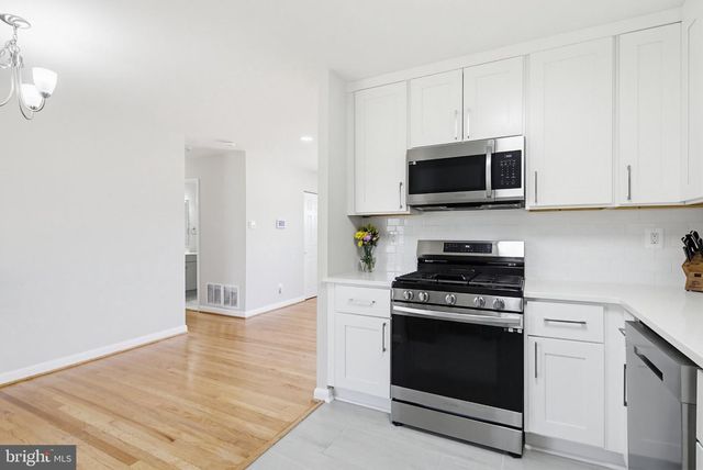 1250 ROUNDTOP RD, Odenton, MD 21113