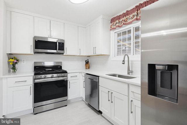 1250 ROUNDTOP RD, Odenton, MD 21113