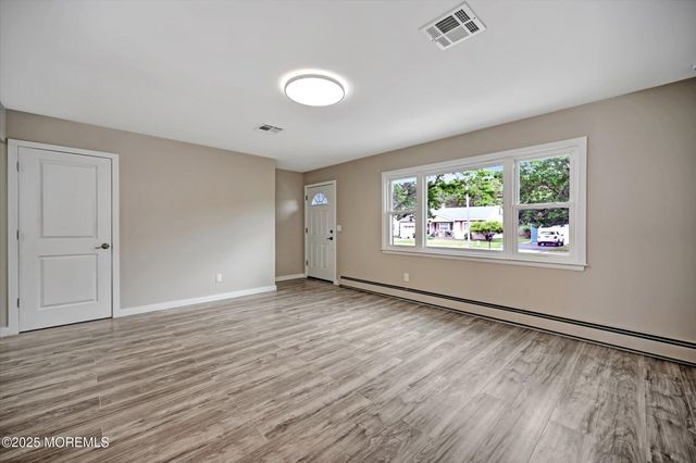 48 Sheepshead Drive, Toms River, NJ 08757