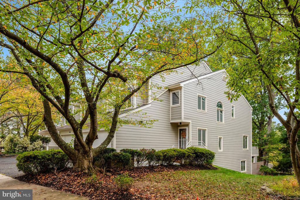 11110 LAKESPRAY WAY, Reston, VA 20191