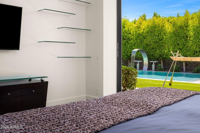 6917 E CACTUS WREN Road, Paradise Valley, AZ 85253