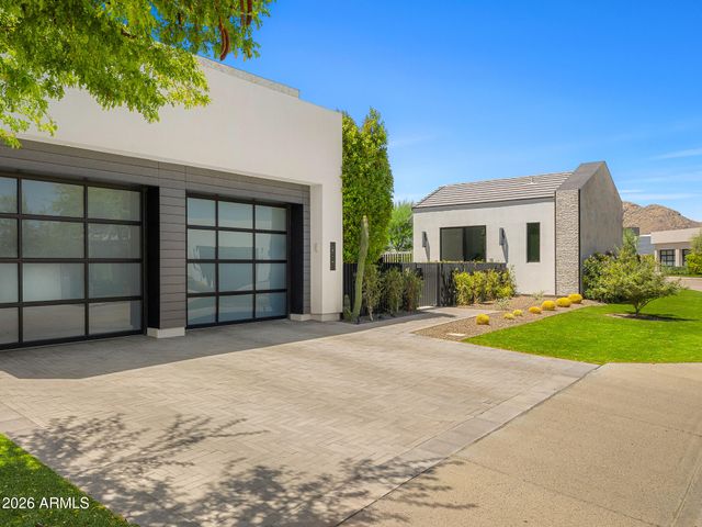 6917 E CACTUS WREN Road, Paradise Valley, AZ 85253