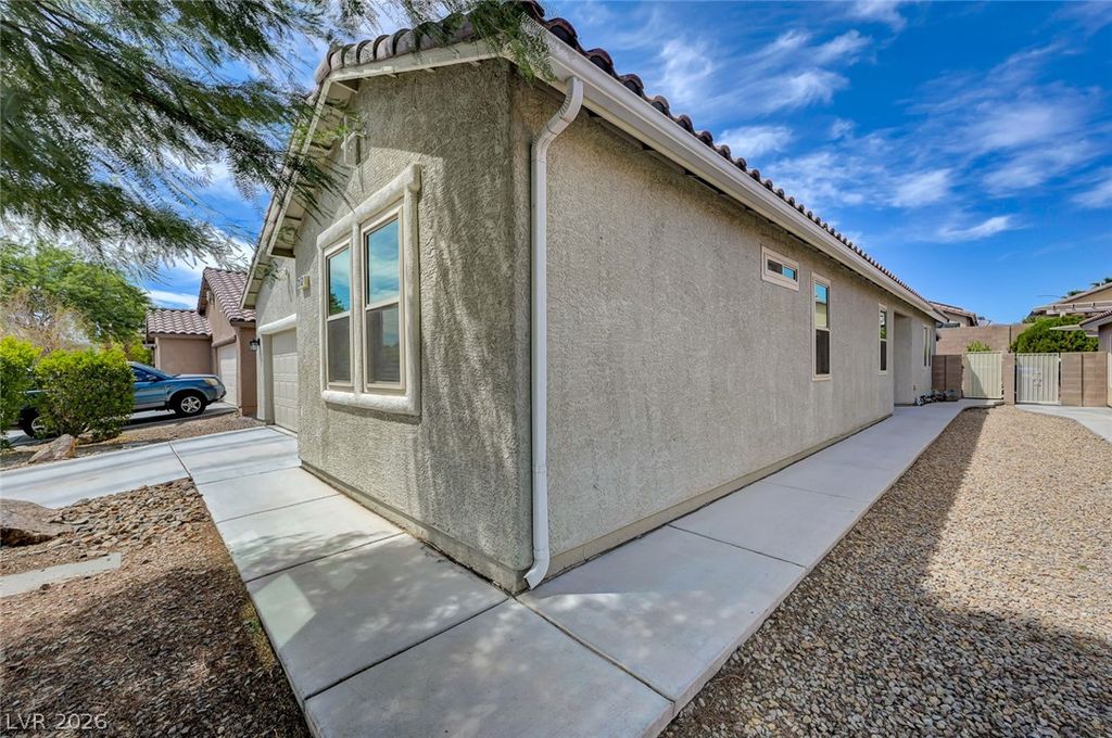 3152 McLennan Avenue, North Las Vegas, NV 89081 — photo 3