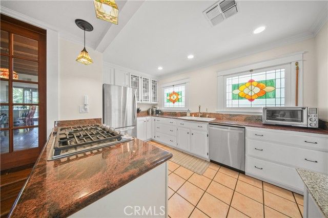 4049 E 15th, Long Beach, CA 90804