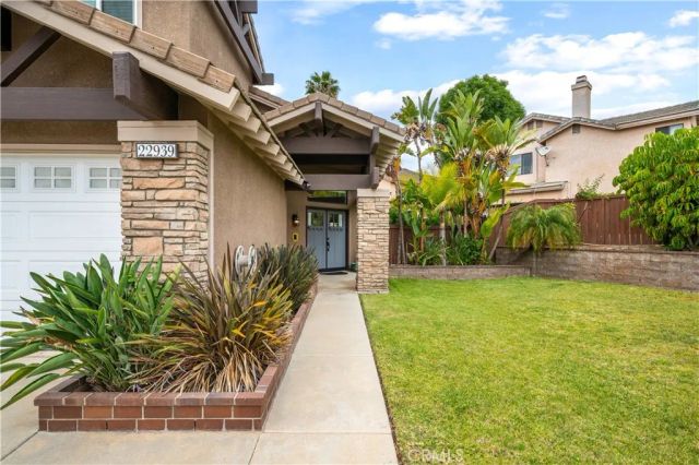 22939 Zinnia, Corona, CA 92883