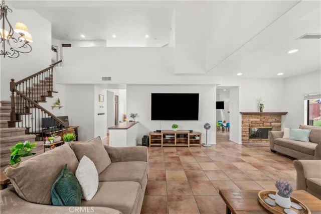 22939 Zinnia, Corona, CA 92883