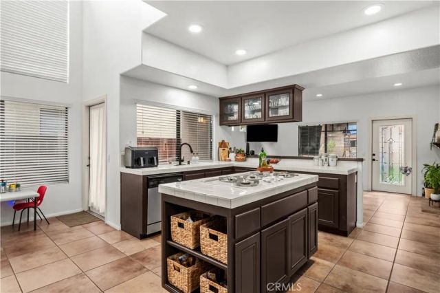 22939 Zinnia, Corona, CA 92883