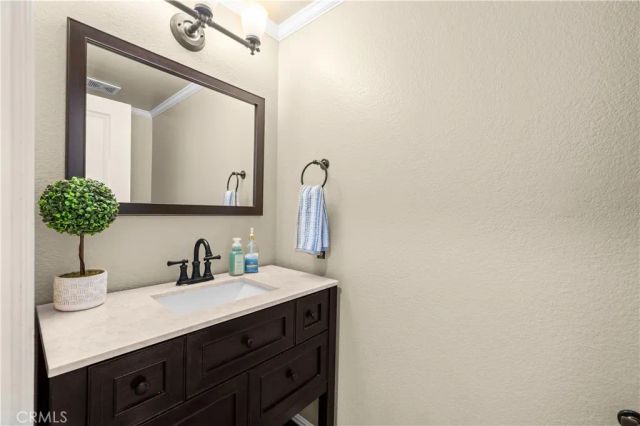 22939 Zinnia, Corona, CA 92883