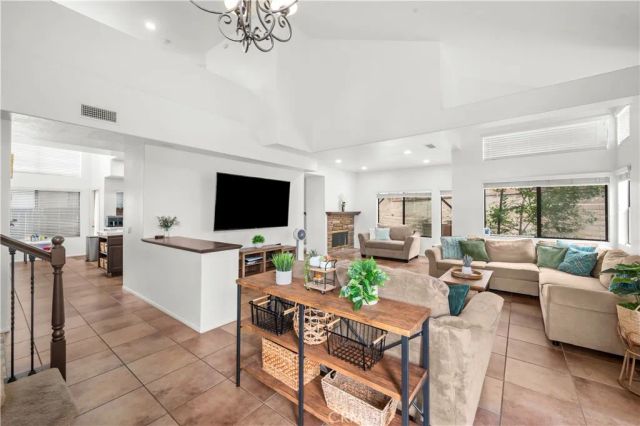 22939 Zinnia, Corona, CA 92883
