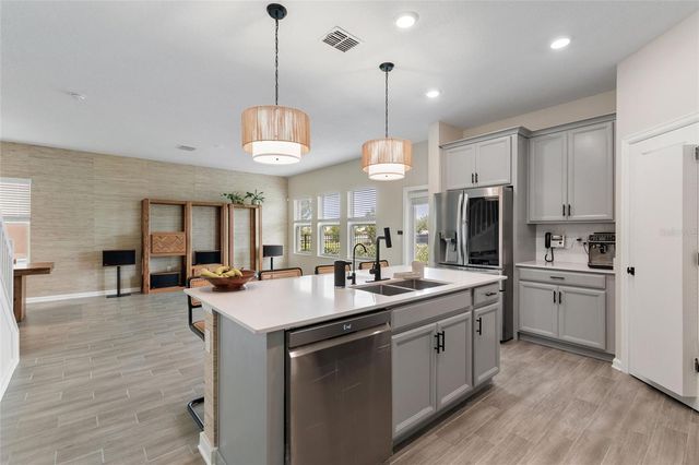 8995 FLUFFY LIE COURT, Davenport, FL 33896