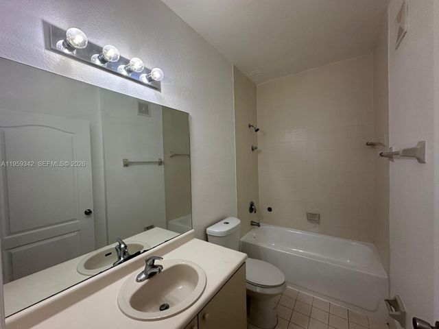 1661 SE 29th Court 104, Homestead, FL 33035