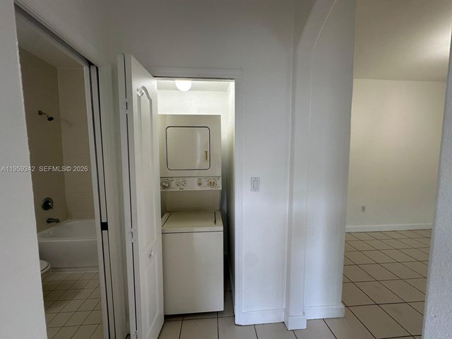1661 SE 29th Court 104, Homestead, FL 33035