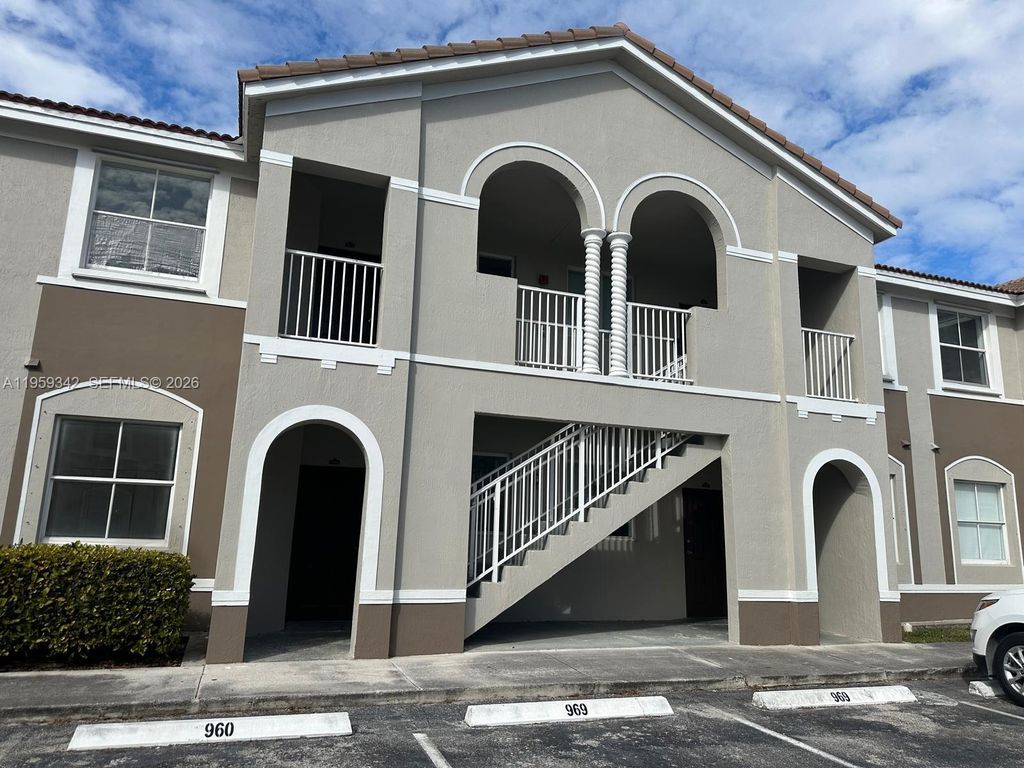 1661 SE 29th Court 104, Homestead, FL 33035