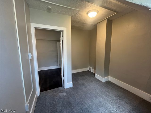 3551 W 67th Street, Cleveland, OH 44102