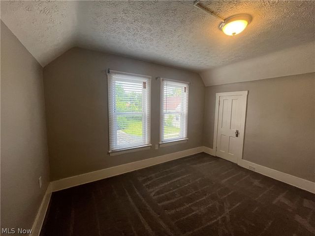 3551 W 67th Street, Cleveland, OH 44102
