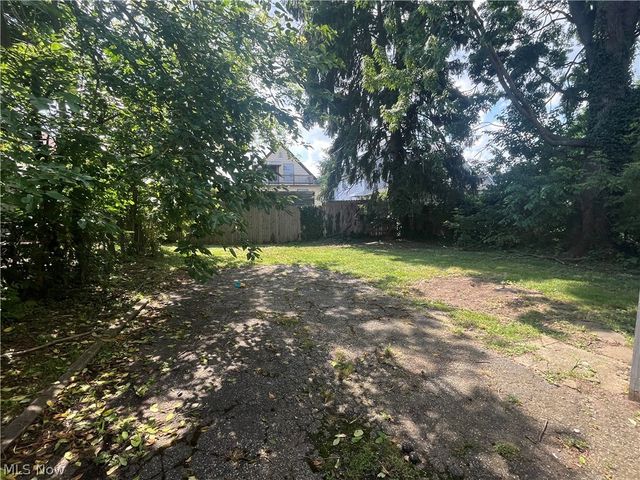 3551 W 67th Street, Cleveland, OH 44102