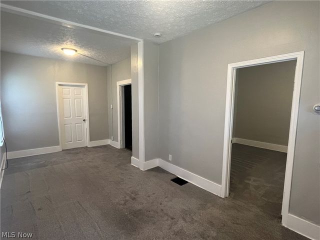3551 W 67th Street, Cleveland, OH 44102
