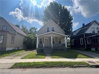 3551 W 67th Street, Cleveland, OH 44102