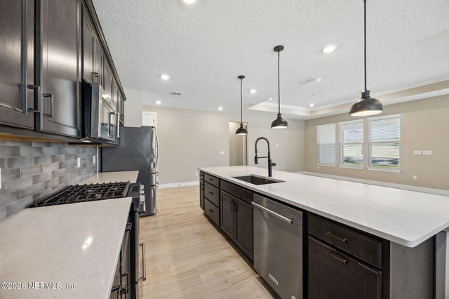 729 CONTINUUM Loop, Yulee, FL 32097