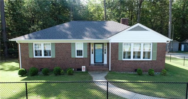 21092 Southampton PW, Courtland, VA 23837