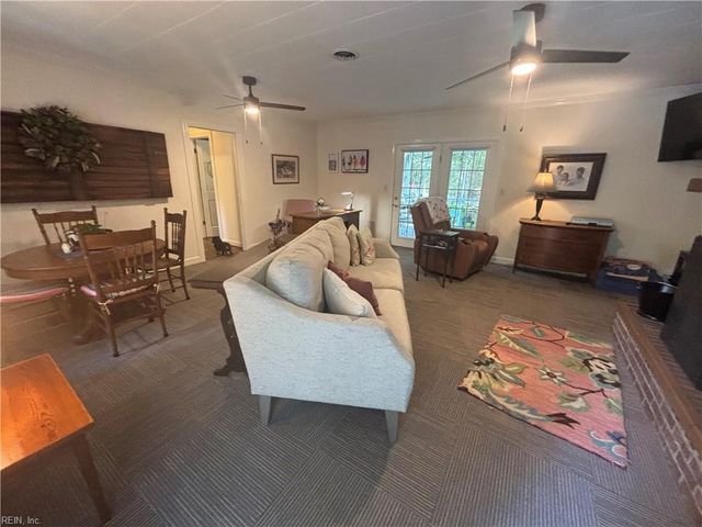 21092 Southampton PW, Courtland, VA 23837