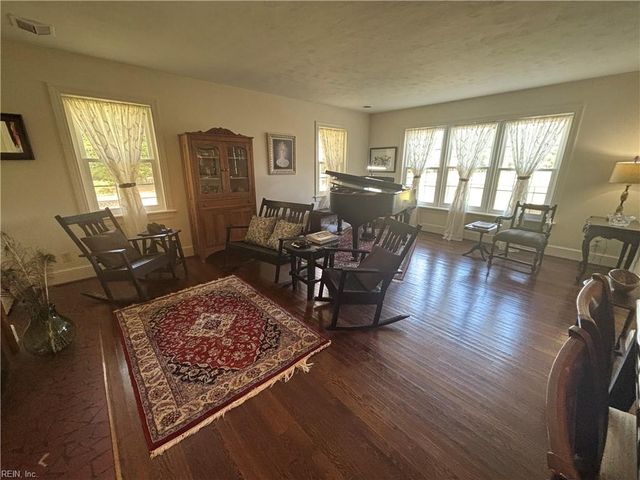 21092 Southampton PW, Courtland, VA 23837