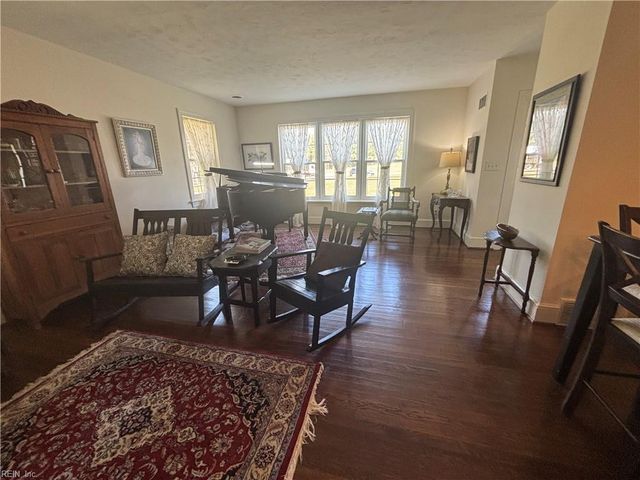 21092 Southampton PW, Courtland, VA 23837