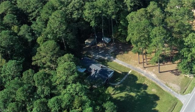 21092 Southampton PW, Courtland, VA 23837