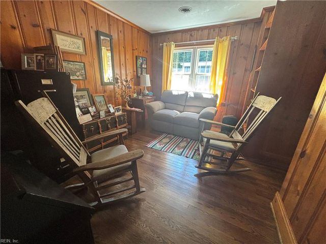 21092 Southampton PW, Courtland, VA 23837