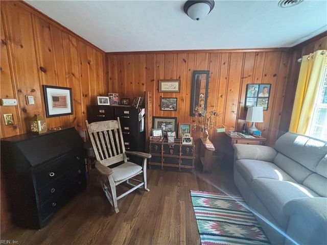 21092 Southampton PW, Courtland, VA 23837