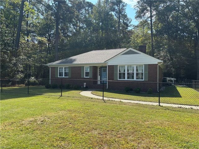 21092 Southampton PW, Courtland, VA 23837