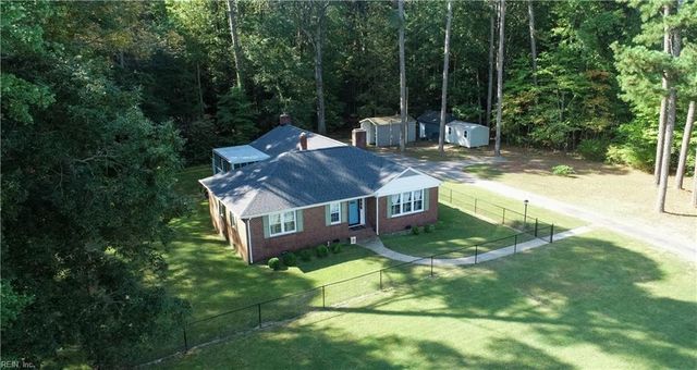 21092 Southampton PW, Courtland, VA 23837