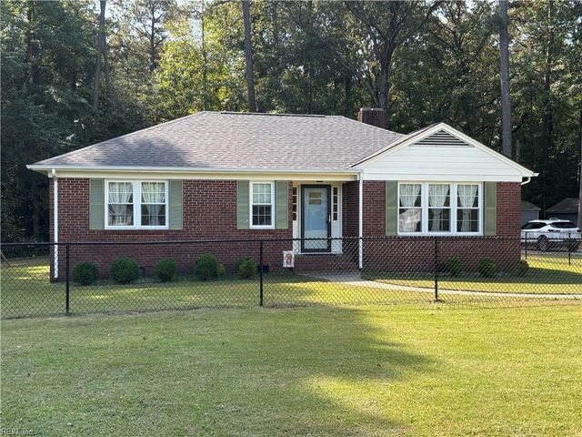 21092 Southampton PW, Courtland, VA 23837
