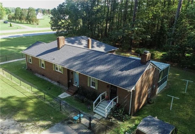 21092 Southampton PW, Courtland, VA 23837