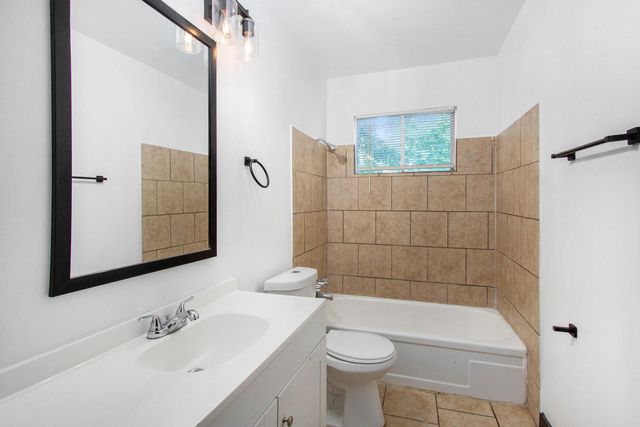 10906 Panay Drive, Houston, TX 77048
