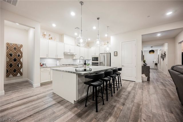 11843 Grassy Plain Avenue, Las Vegas, NV 89138