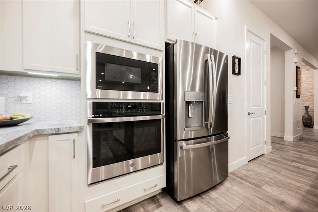 11843 Grassy Plain Avenue, Las Vegas, NV 89138