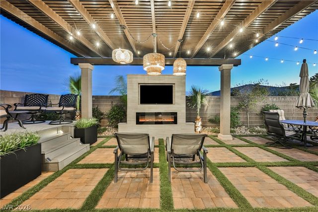 11843 Grassy Plain Avenue, Las Vegas, NV 89138