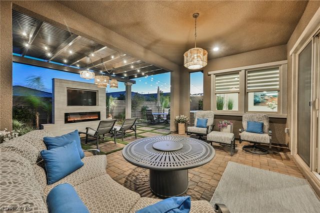 11843 Grassy Plain Avenue, Las Vegas, NV 89138