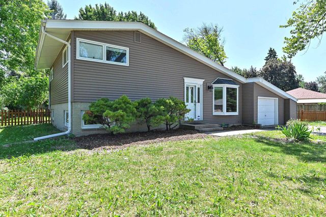 7822 N 53rd STREET, Milwaukee, WI 53223