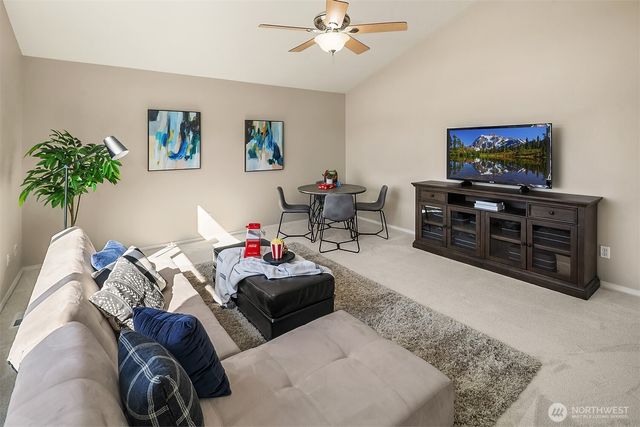 22632 SE 281st Street, Maple Valley, WA 98038