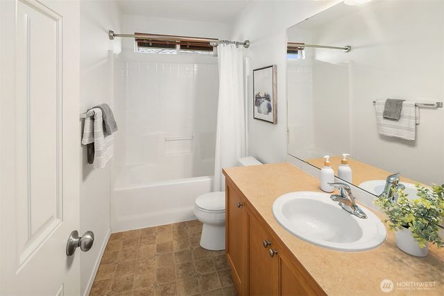 22632 SE 281st Street, Maple Valley, WA 98038