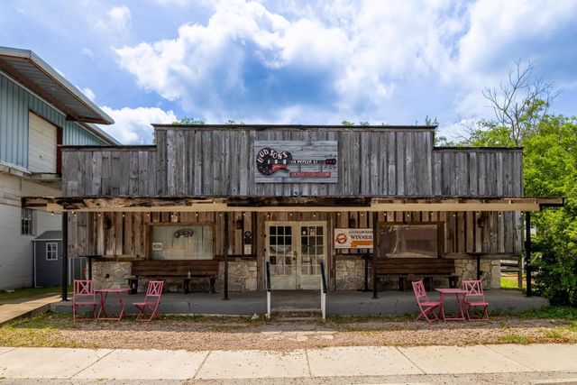 320 Creek RD 202, Dripping Springs, TX 78620