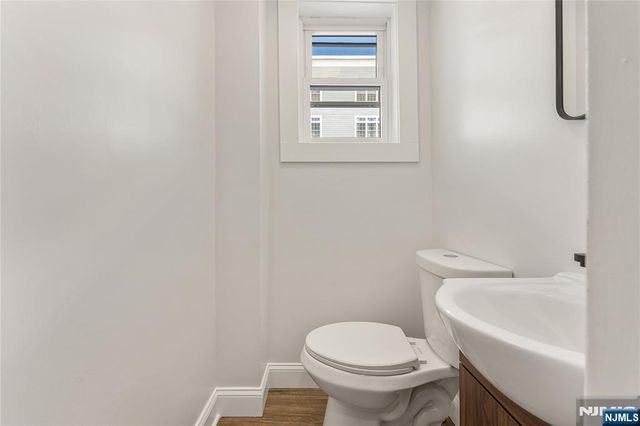 18 Hilton Avenue, Maplewood, NJ 07040