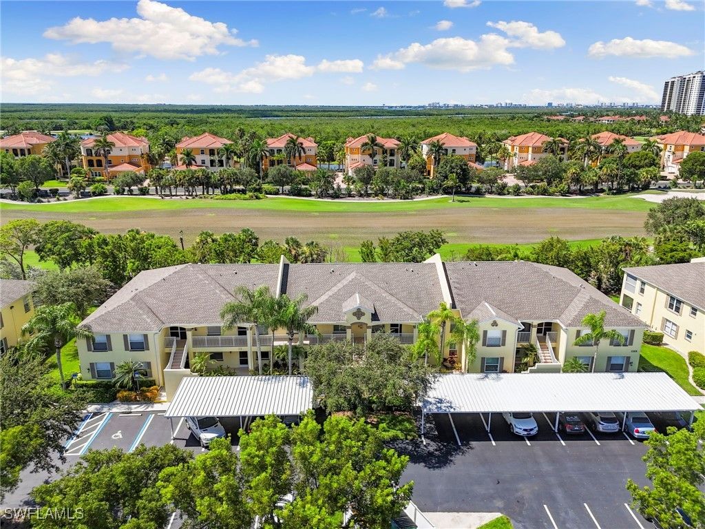 1366 Mainsail DR 1515, Naples, FL 34114
