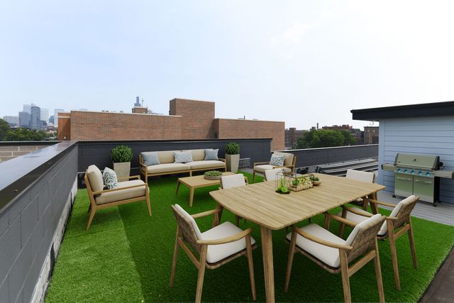 1627 W Warren Boulevard 3, Chicago, IL 60612