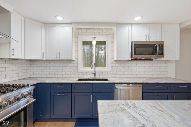 3505 Delaware Trail, Muncie, IN 47302