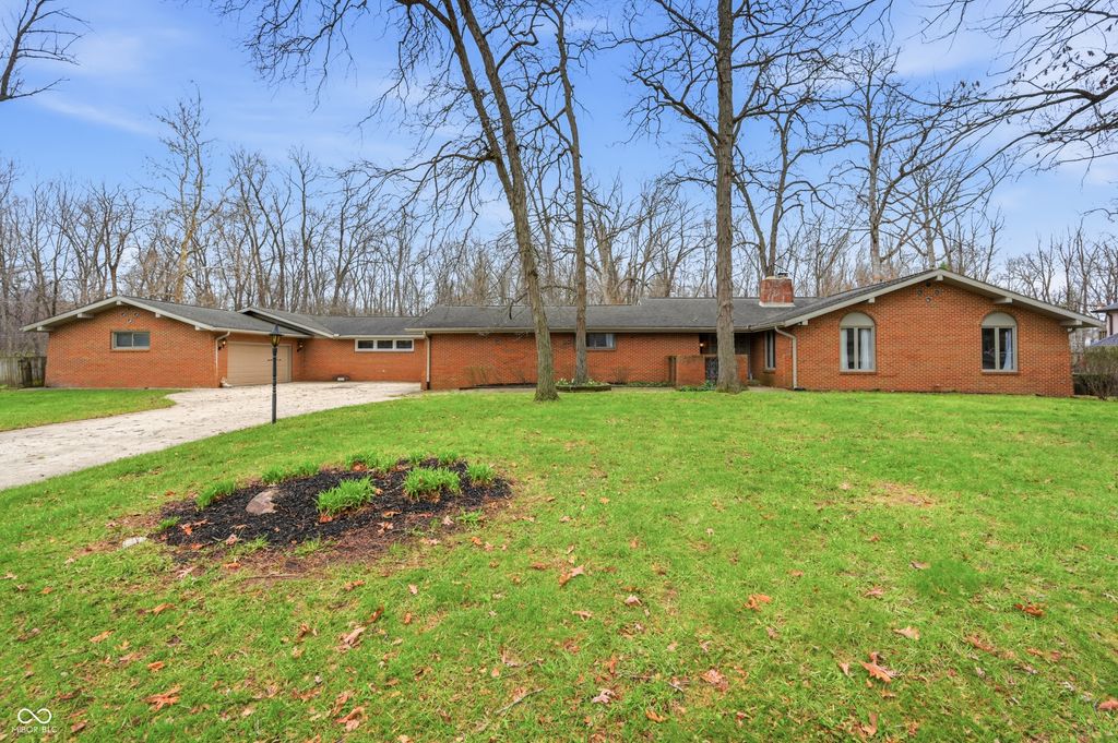 3505 Delaware Trail, Muncie, IN 47302